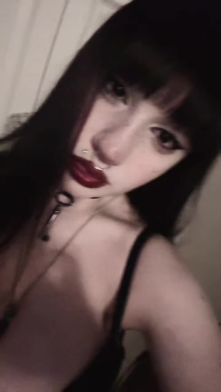 @isoobells 🦴