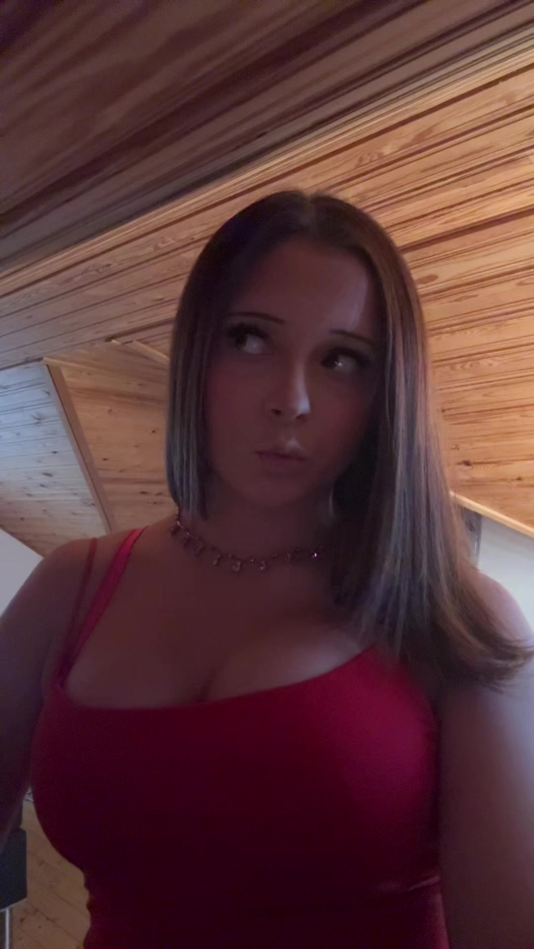 @𝓗𝓸𝓵𝓵𝓼𝓪𝓷❣️