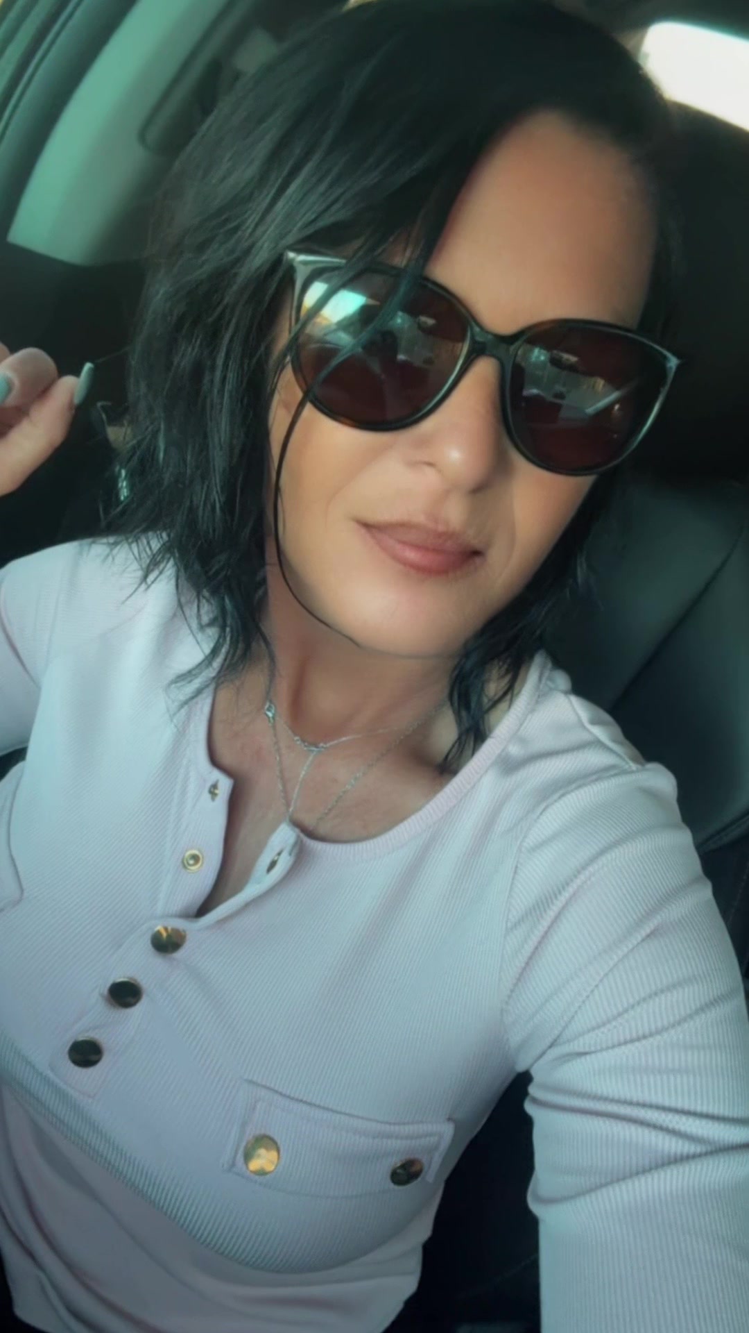 @🫰April Michelle🫰