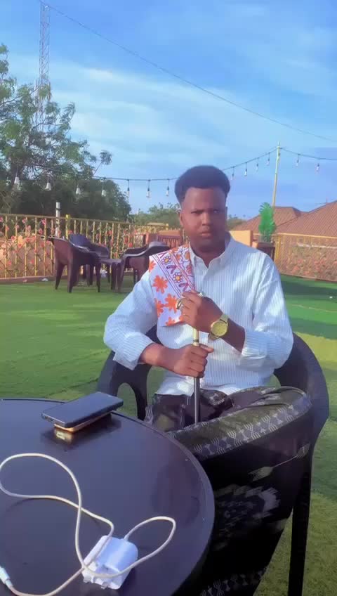 @BURGOOSOLE🇸🇴