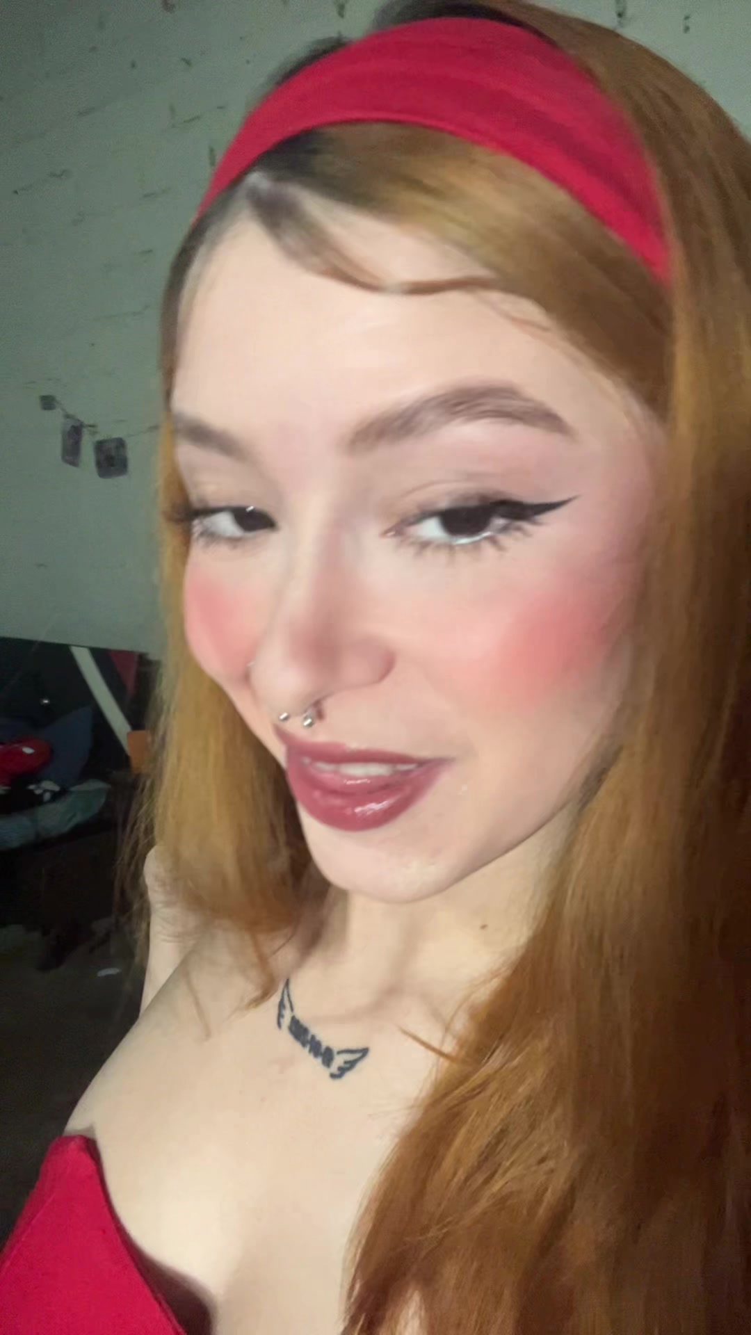 @🖤