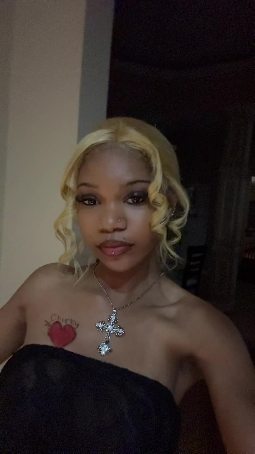 @jaszmyn ♱.