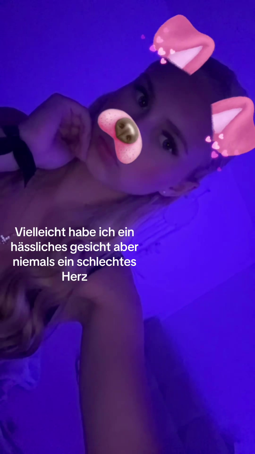 @𝓐🥥