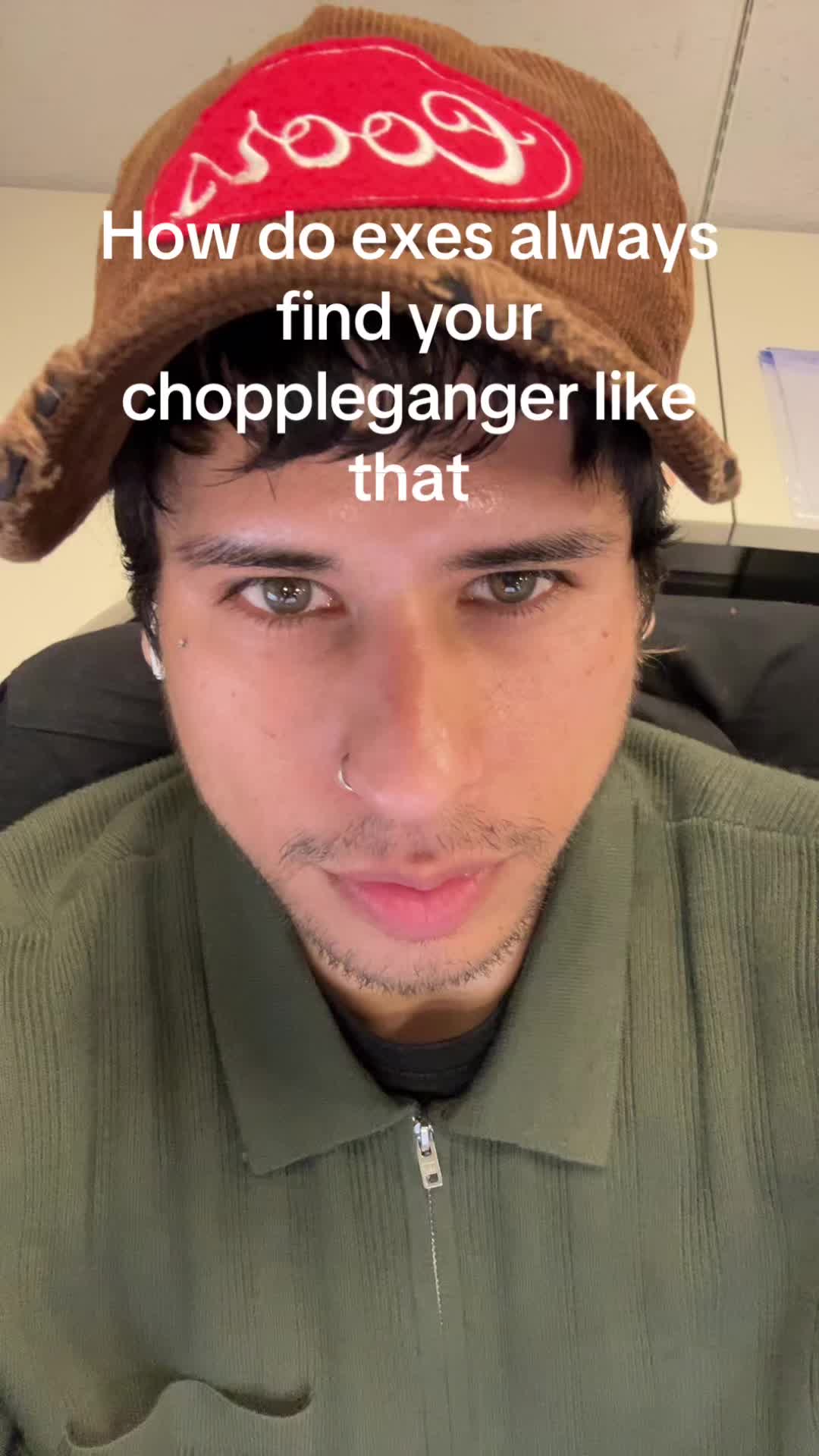 @🫵😹