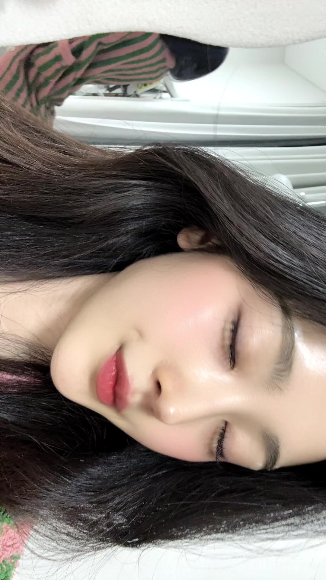 @๐ฐ๋น๋๋น๐ฐ