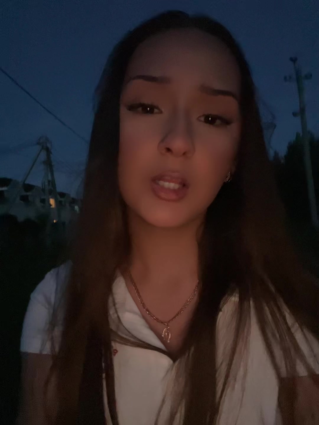 @_Dinusia_
