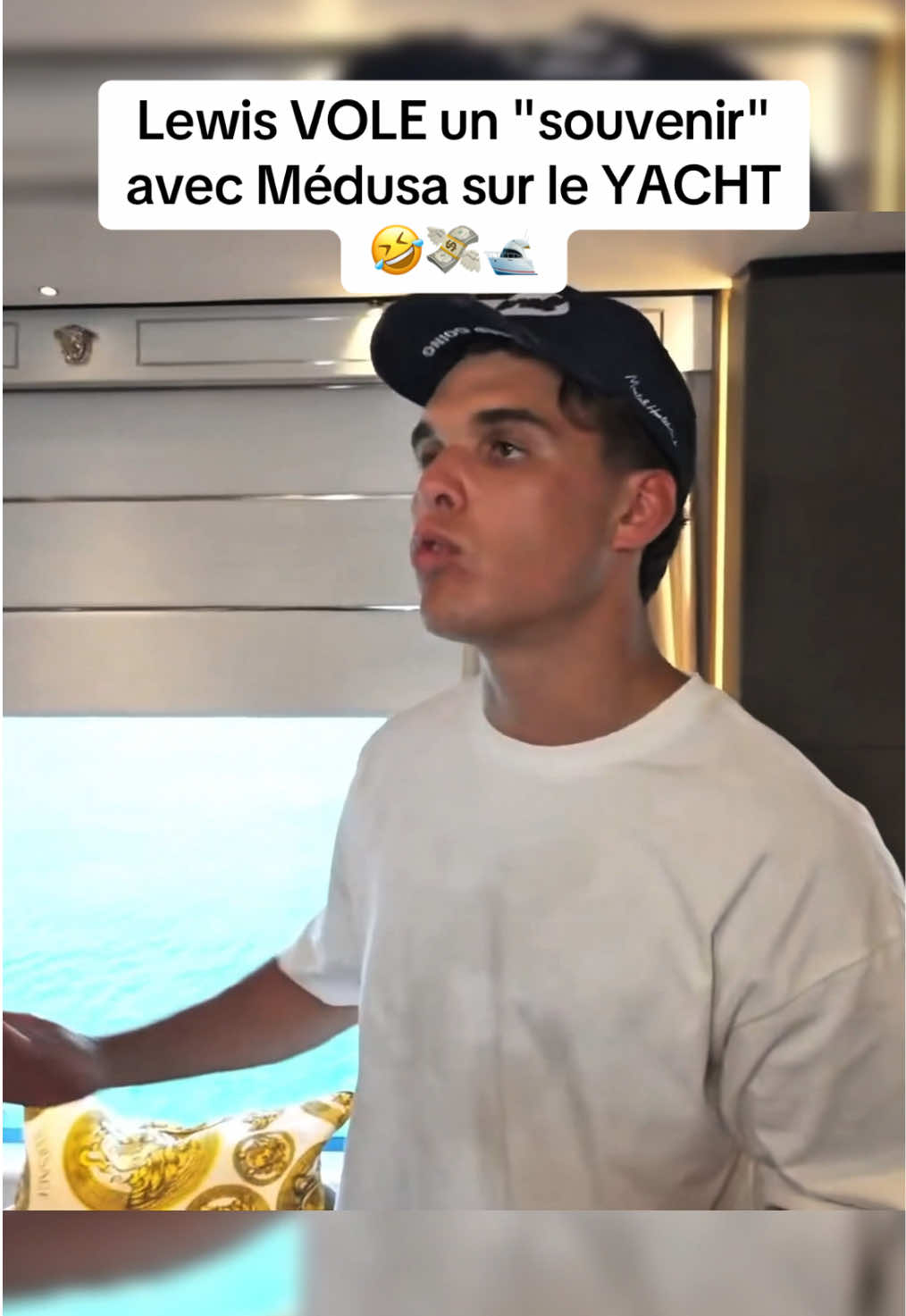 @Lewislefoulive