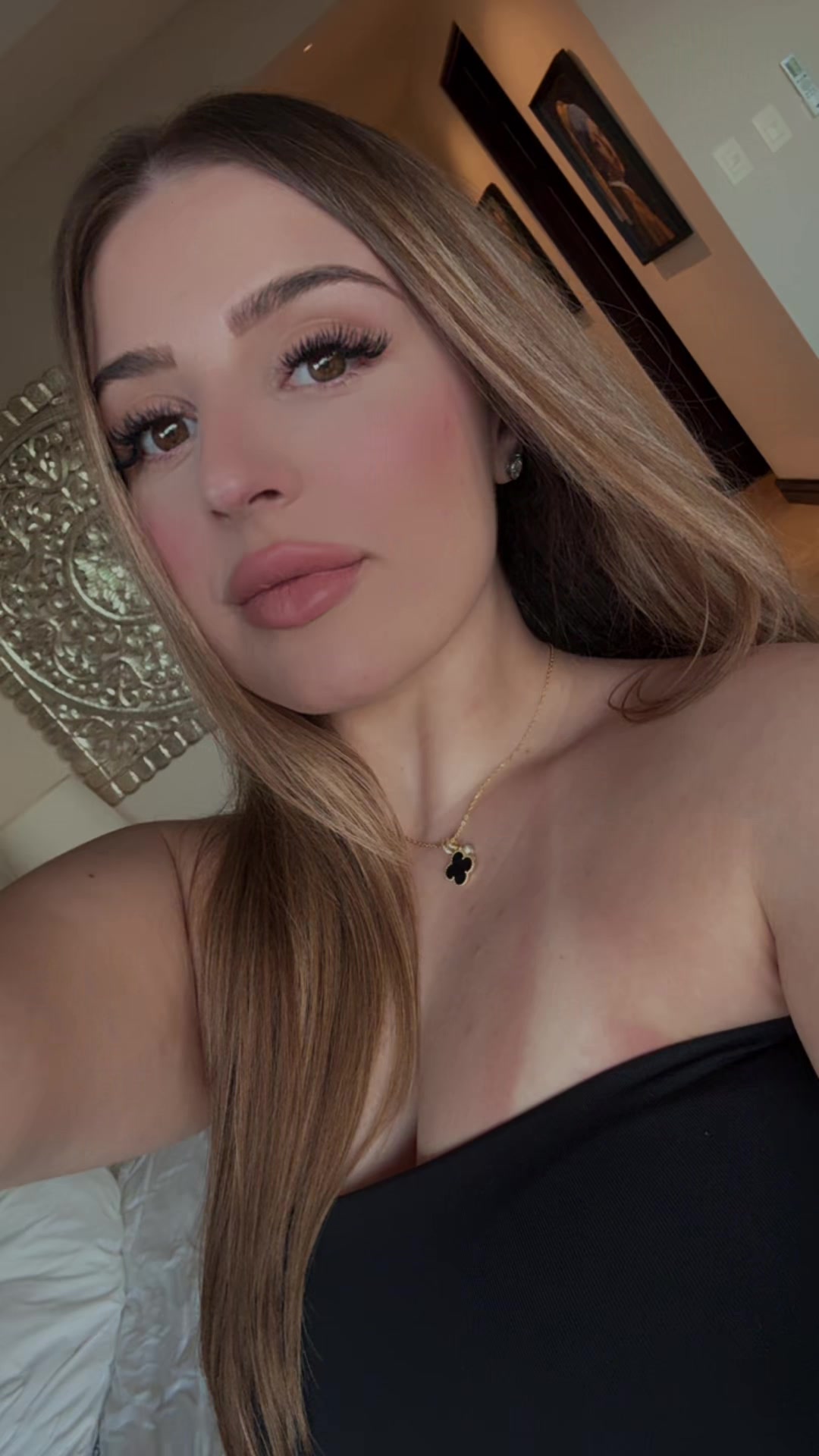@Alyssaviv