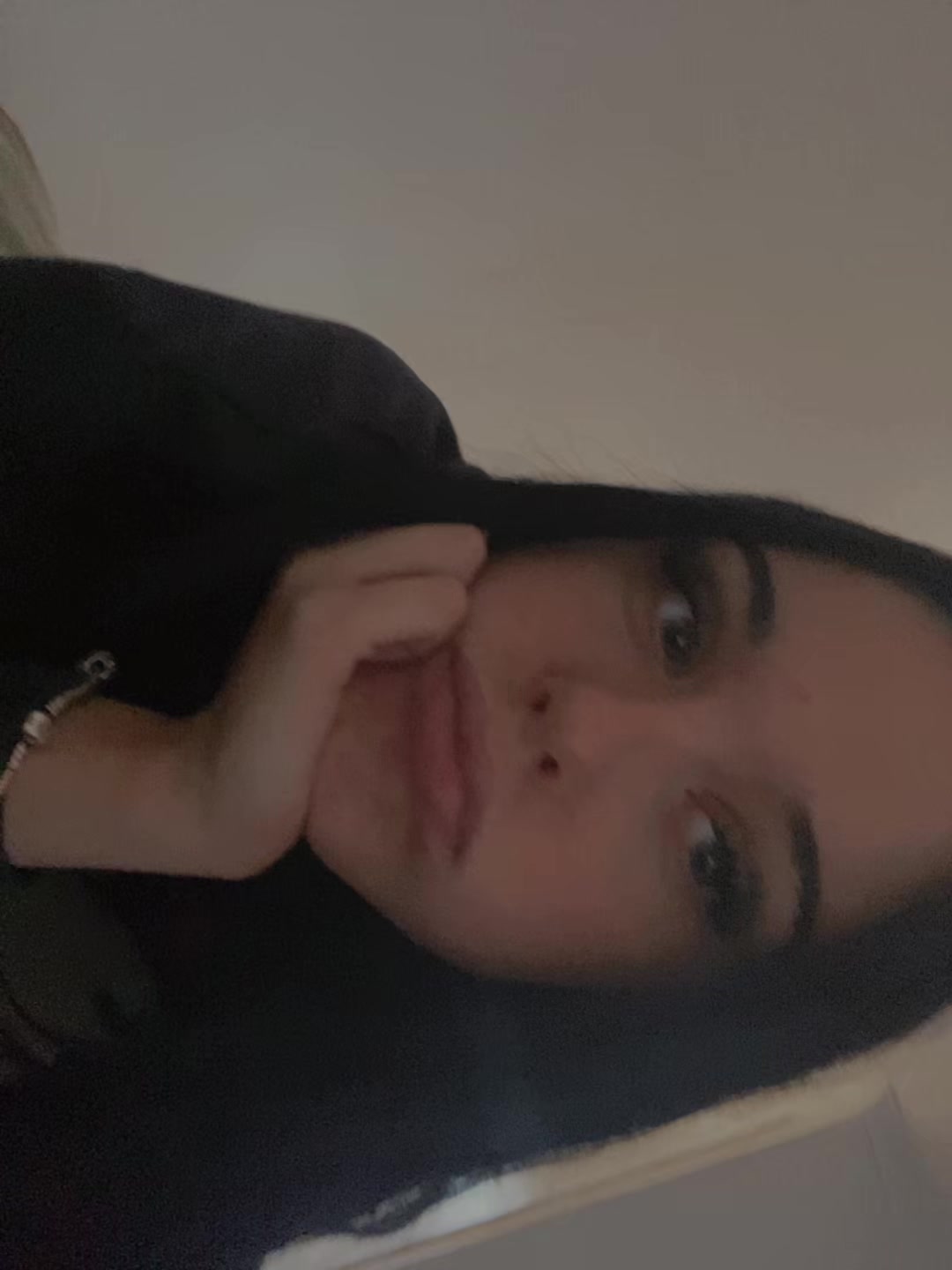 @𝐢𝐳𝐳𝐲ꨄ