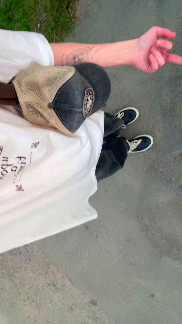 @TupoyVonuchiyBan