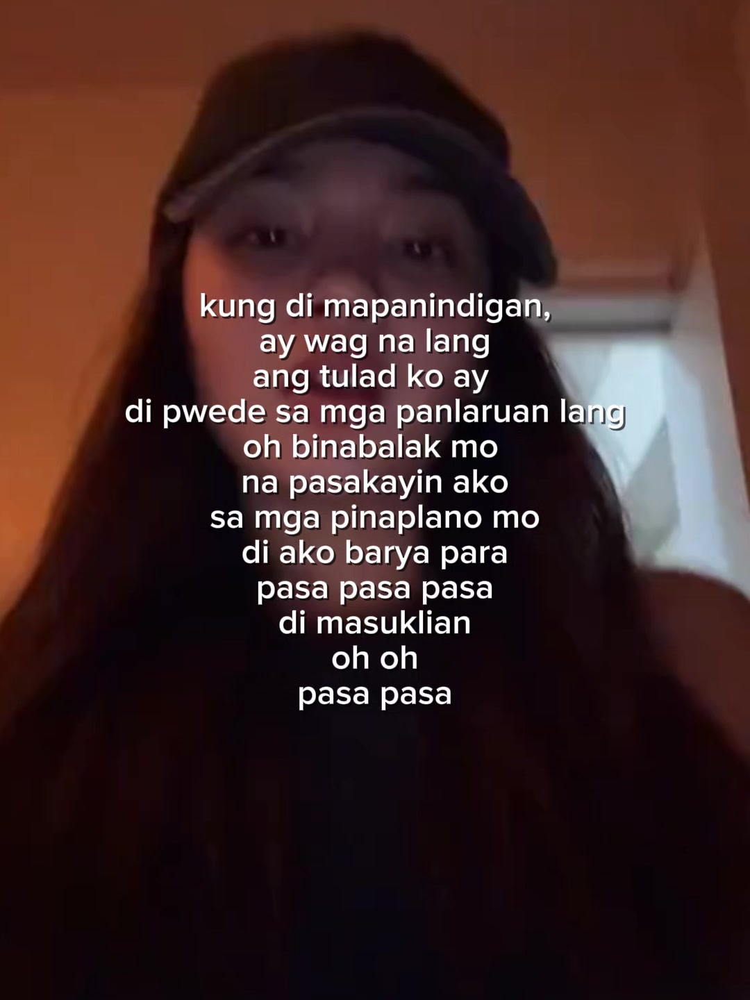 @moondelle