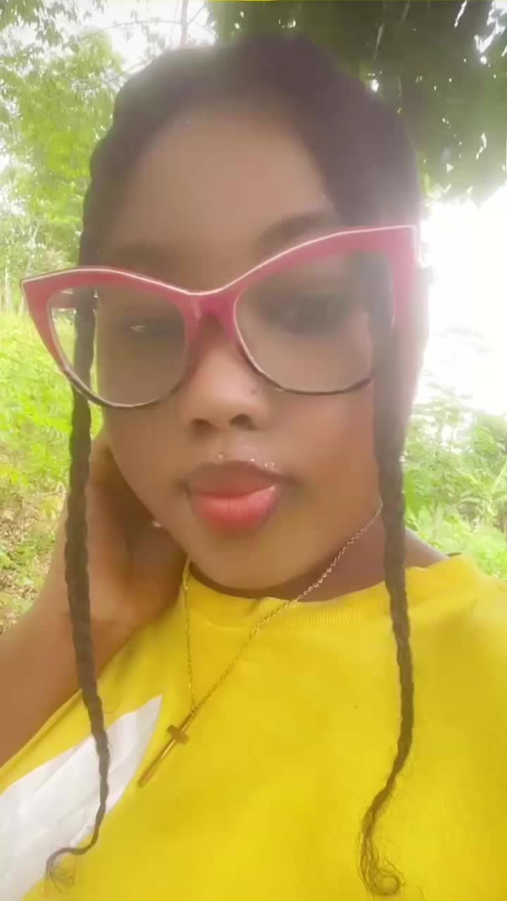 @💀LIL BADDIE GIRL 🏋️🧸🦋♐🎧🔐