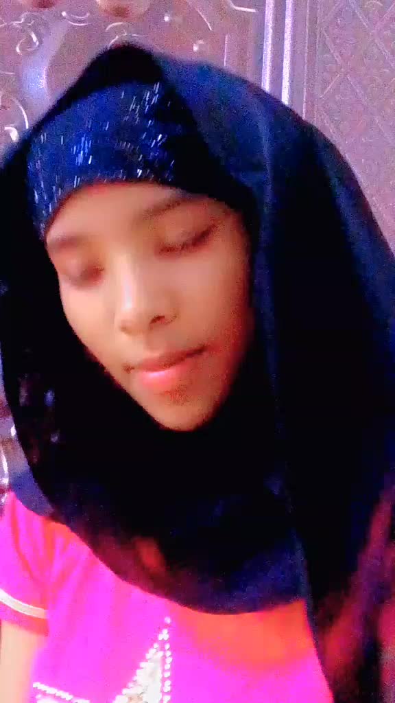 @AYEE QASHTII ๐ค๐ธ๐ฆ