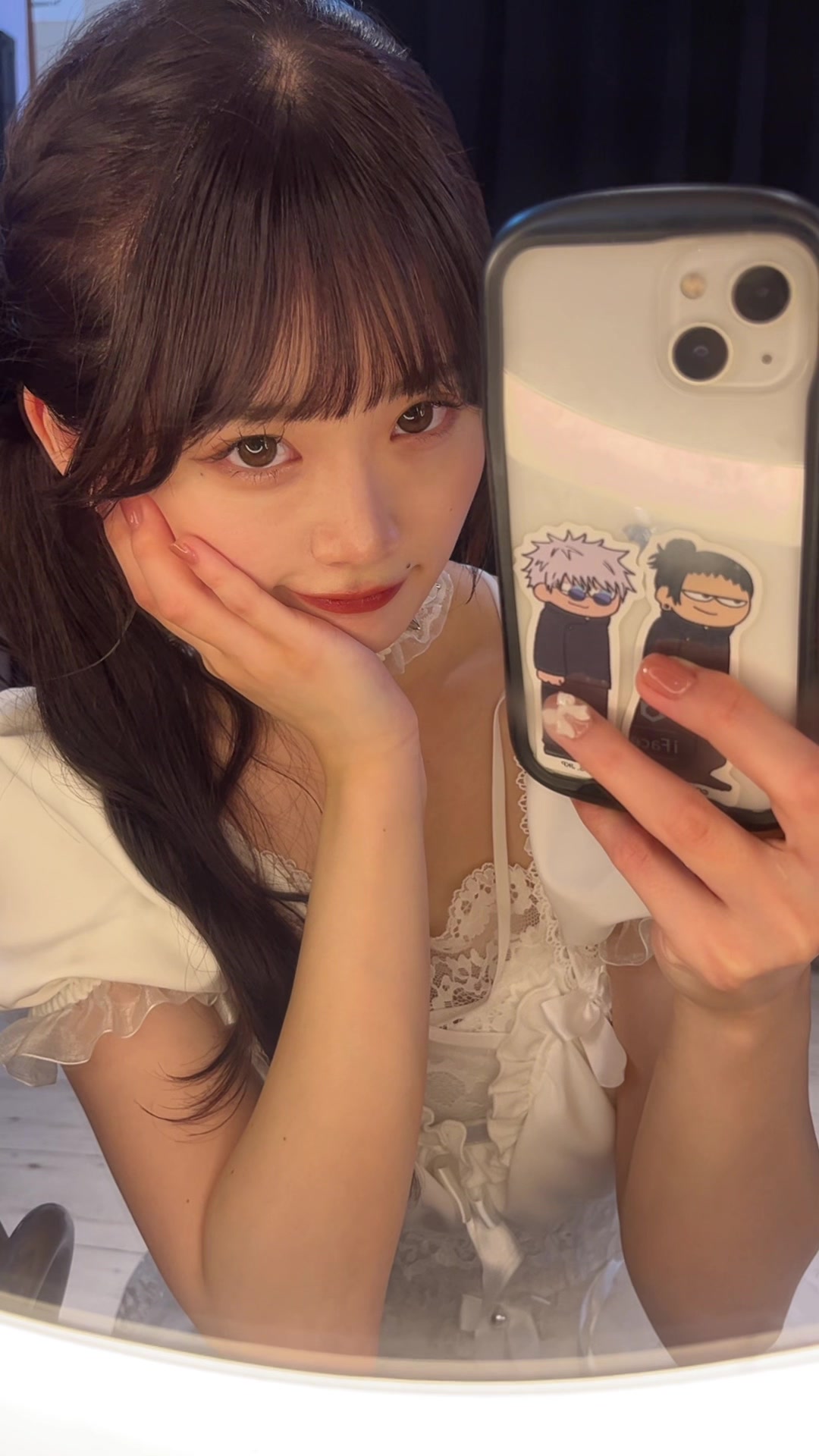 @ねむ