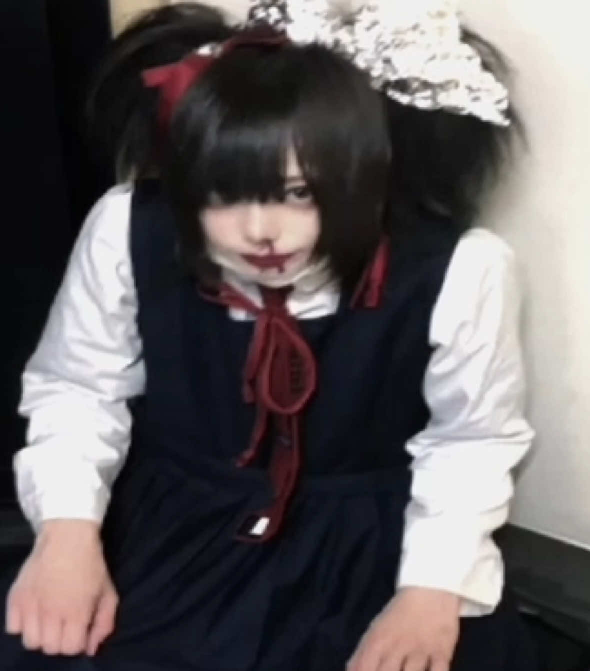 @ᛝ