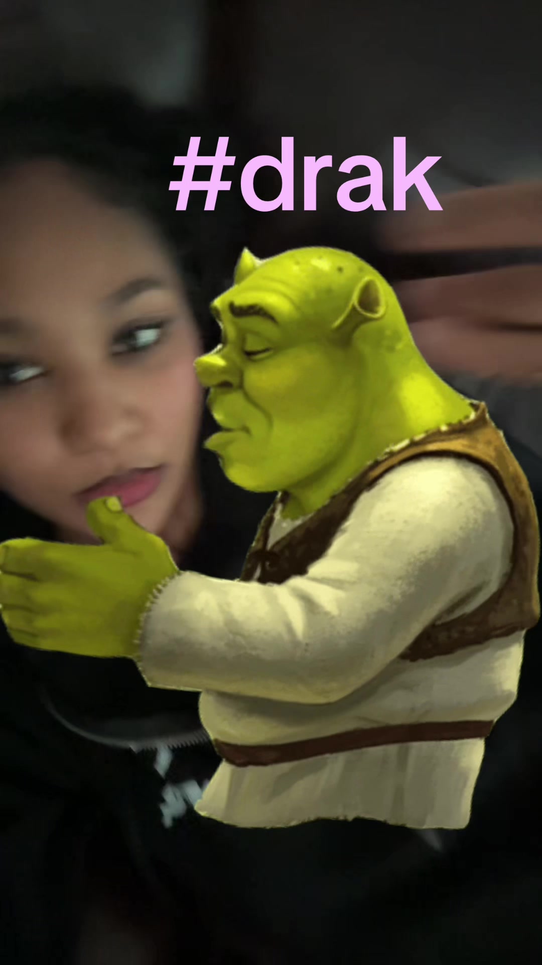@NAOMI (the queen) & ZARIAH