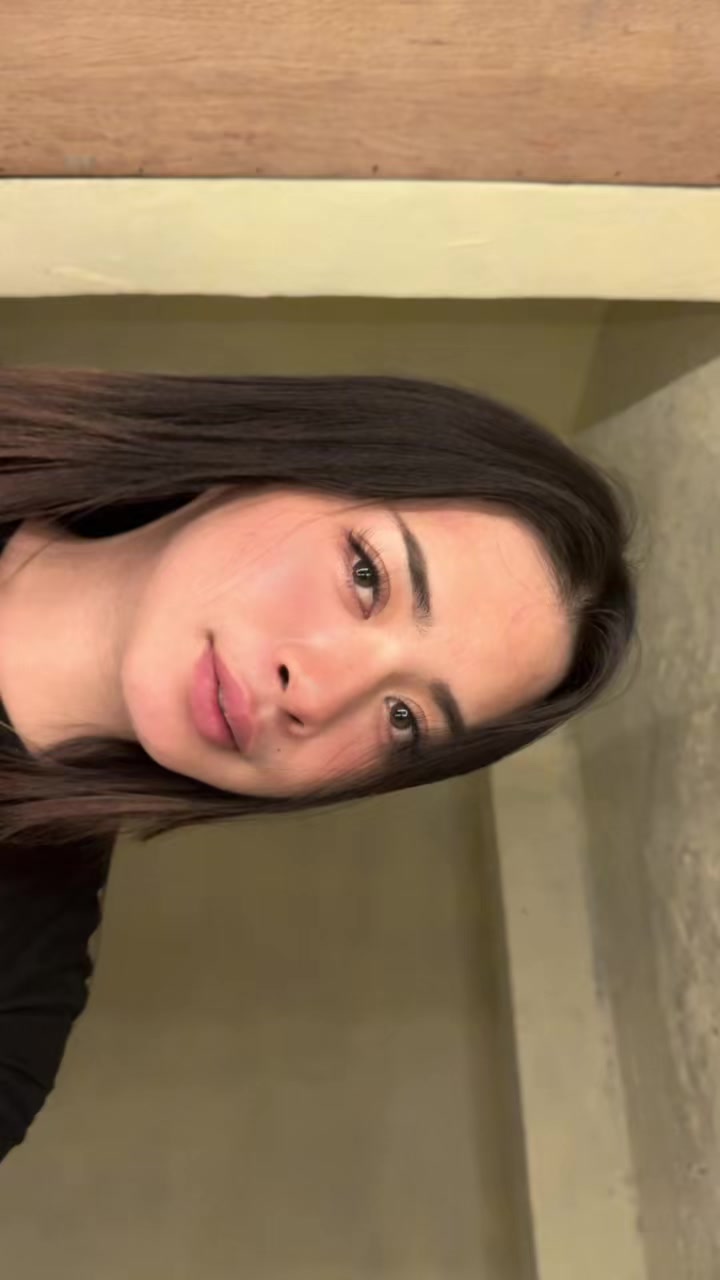 @LORAINE🤟
