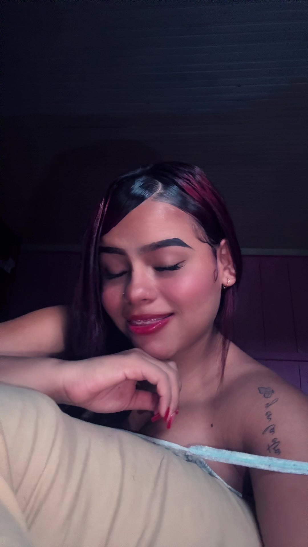 @Jessica🧡.!