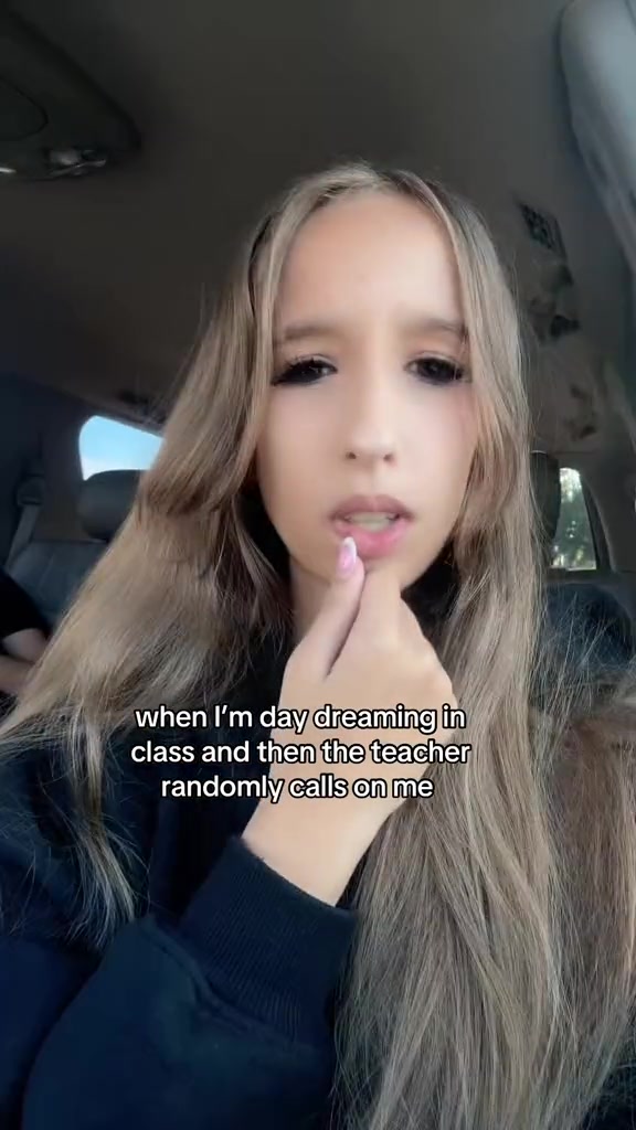 @kalinamarieee