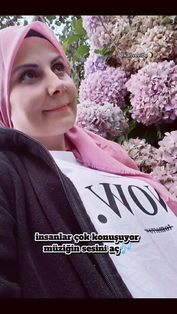 @꧁•⊹٭𝙽azan⊹•꧂