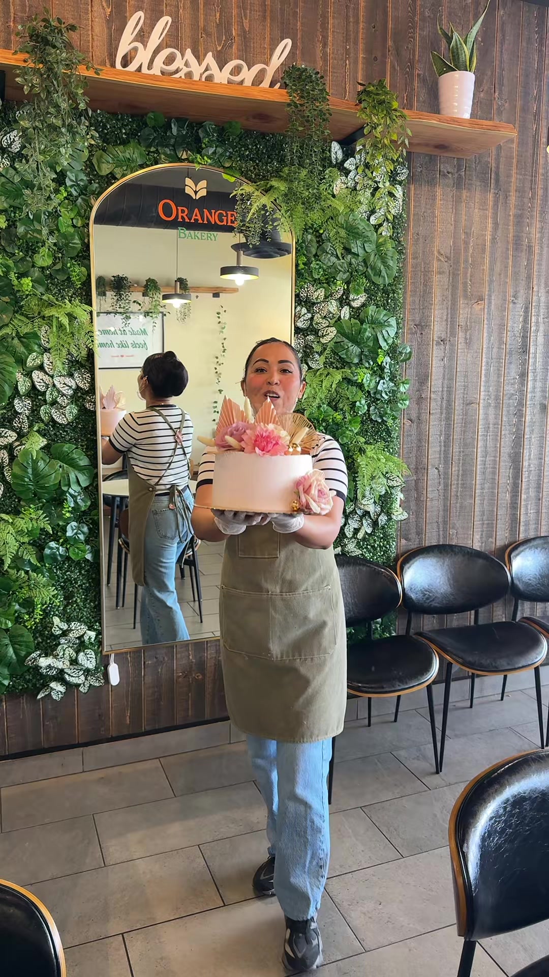 @Orange bakery
