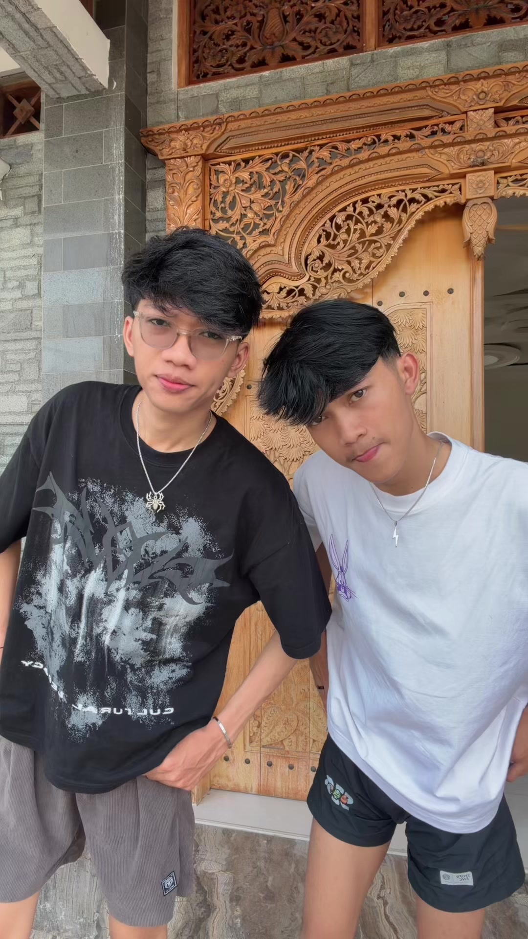 @MassDull_