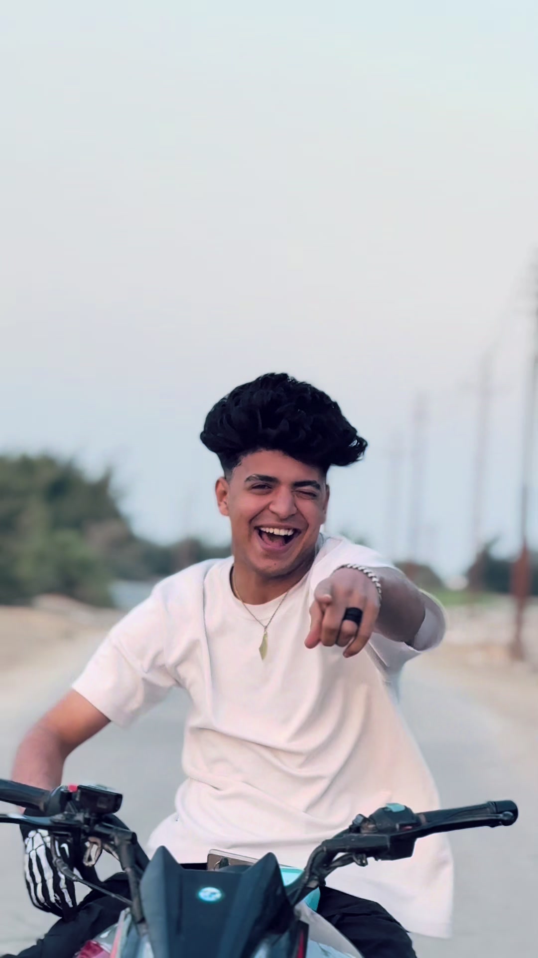 @﮼مورا ﮼يعمم 🐺🎖️