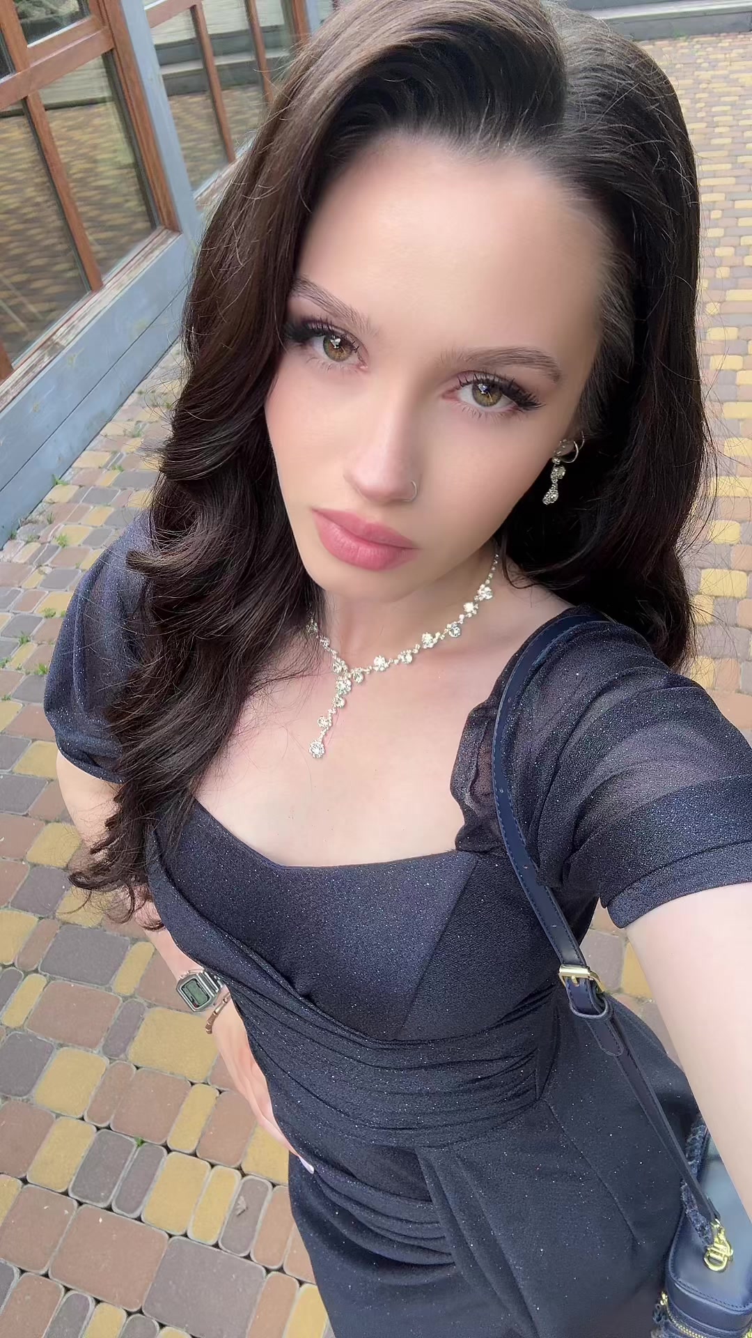 @вероніка троль