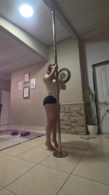@KarolinaB Pole🧛♀️