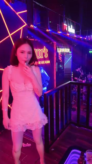 @Mae Mei