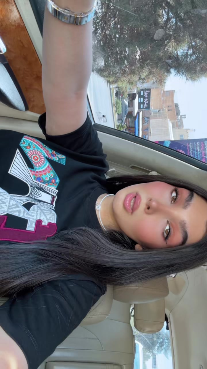 @Niki