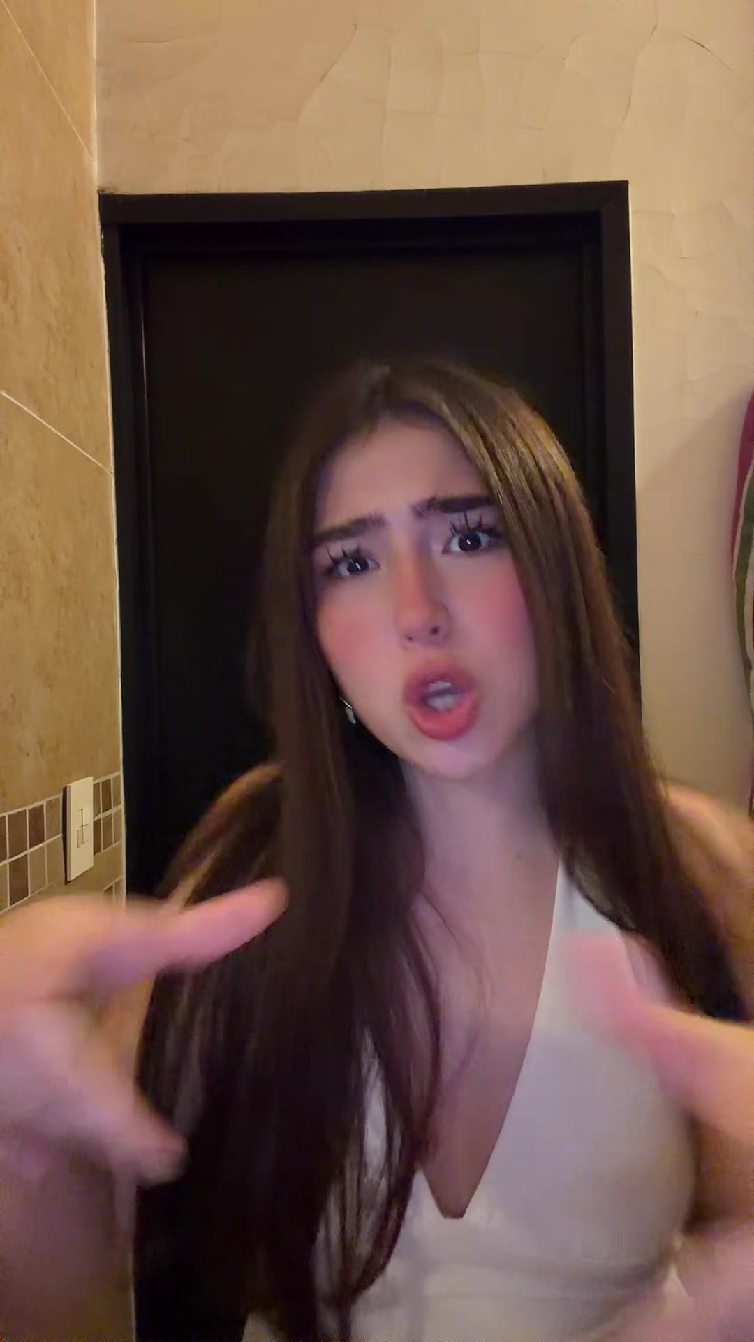 @kamihickman_