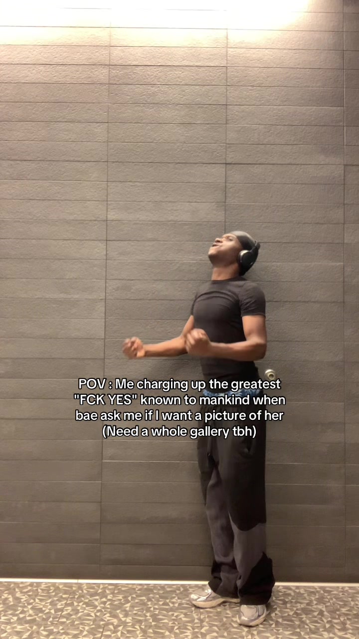 @E̷ Z̷ A̷ Y̷ 🖤