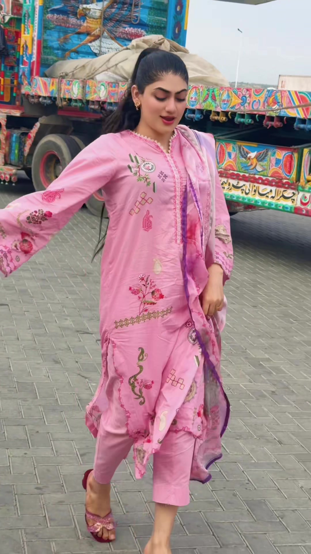 @Masooma jaan