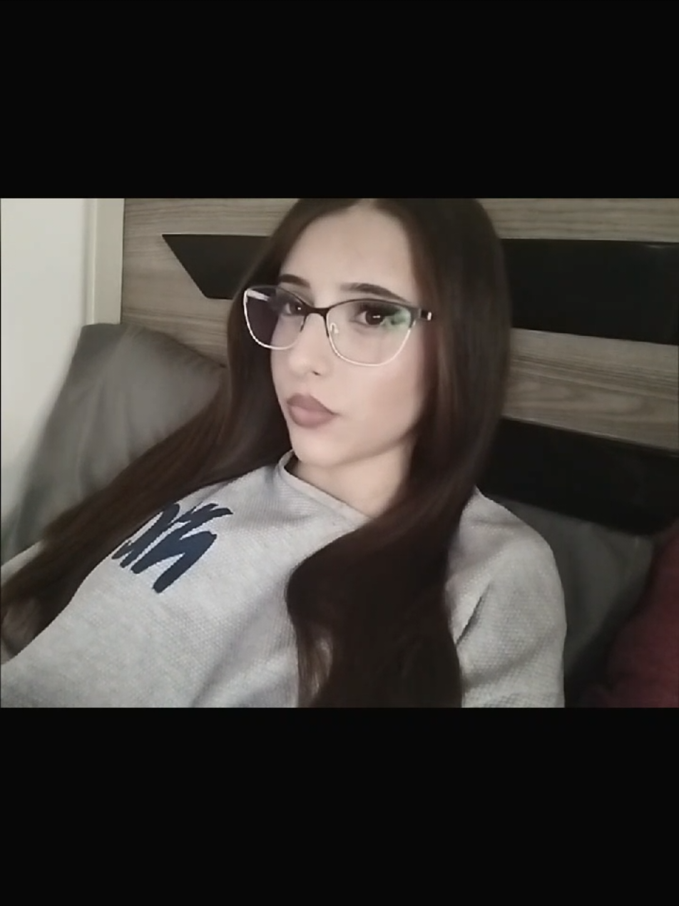 @𝒴𝓁𝓁𝓀𝒶