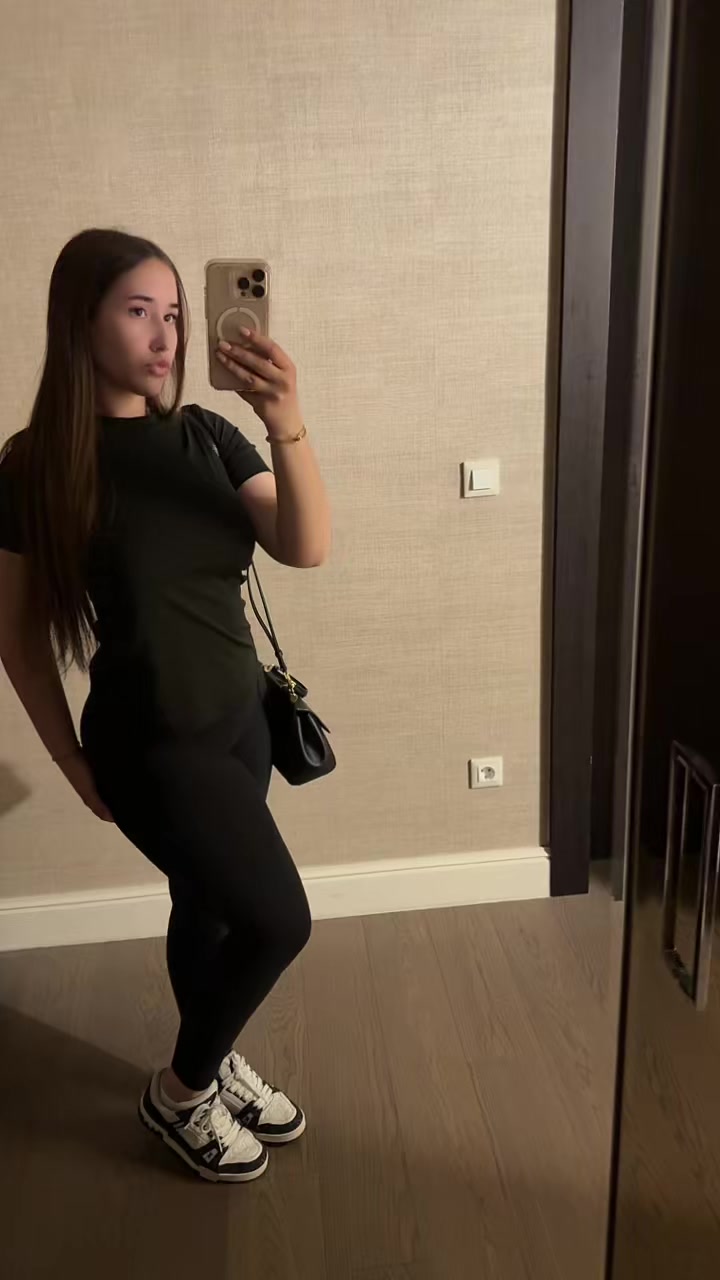 @𝓢
