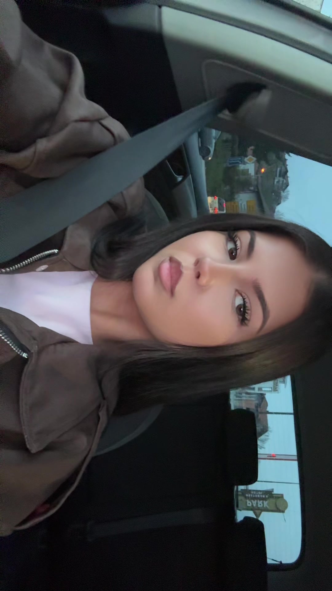 @Emicaa