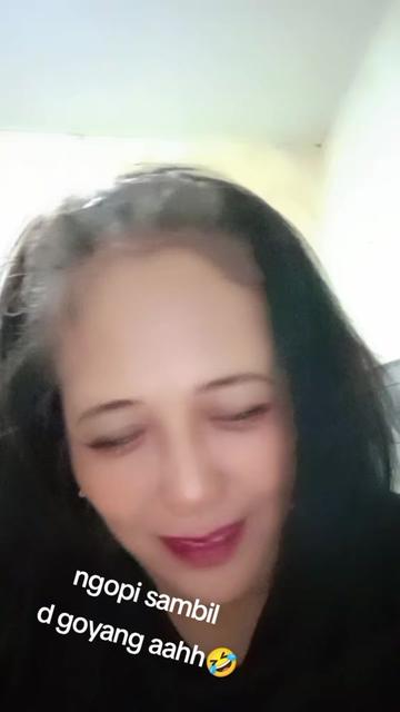 @Rj