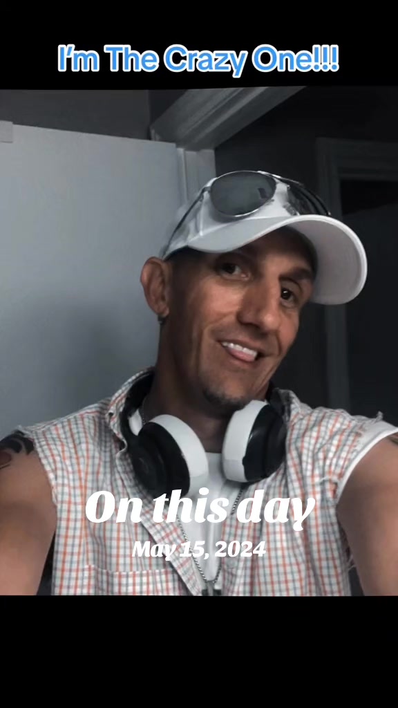 @Charlie(Ezzyduzit21)🇨🇦
