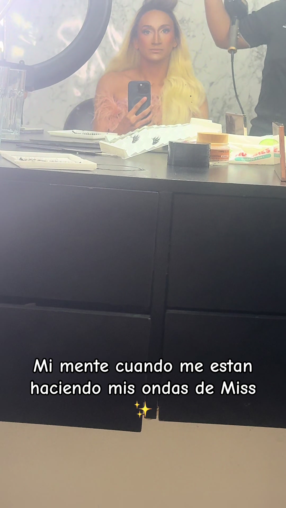 @Cruz