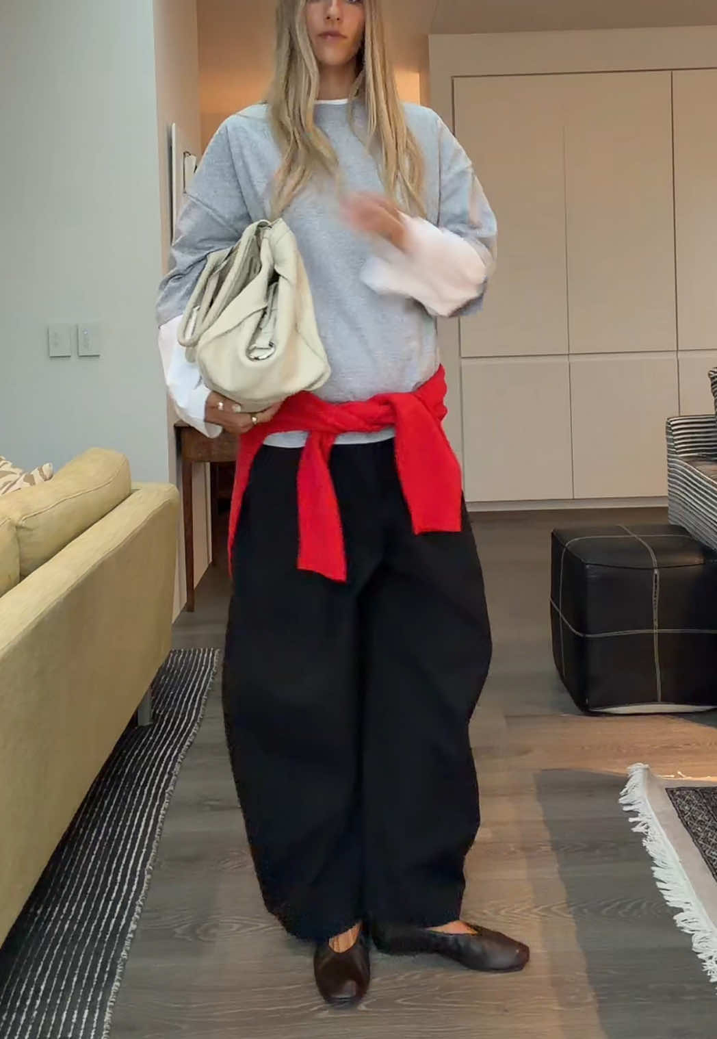 @miajbisley
