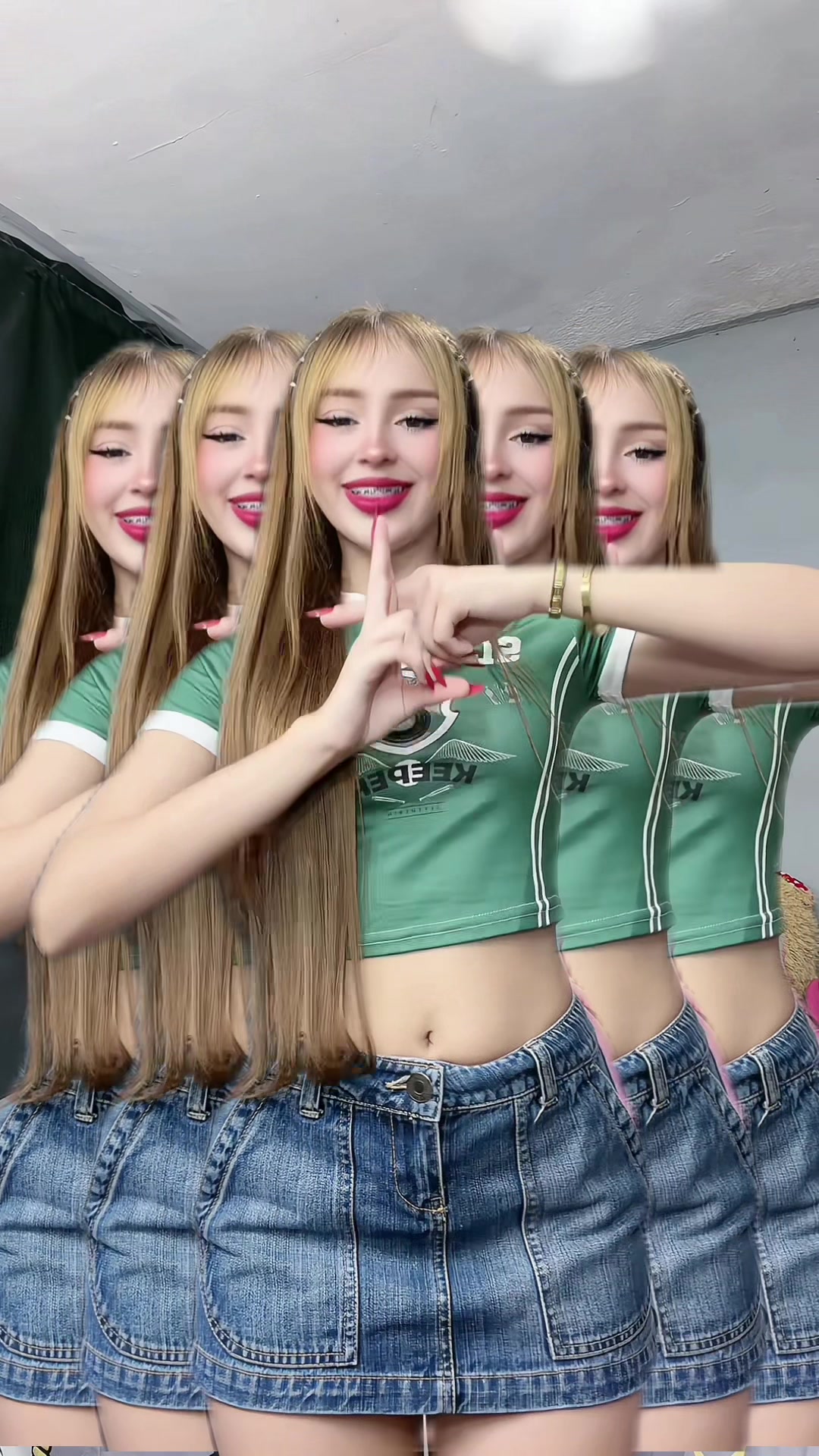@𝑨𝒏𝒂𝒉𝒊 𝑹𝒆𝒚𝒏𝒂☺︎