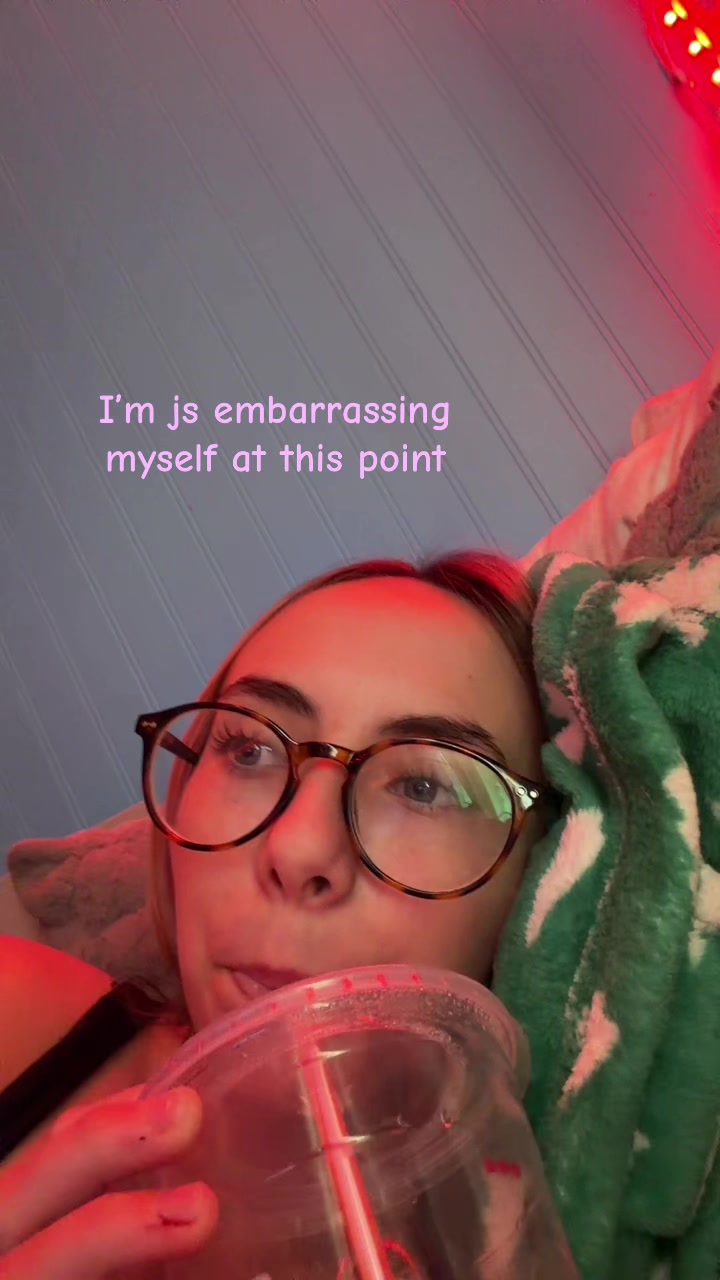 @???