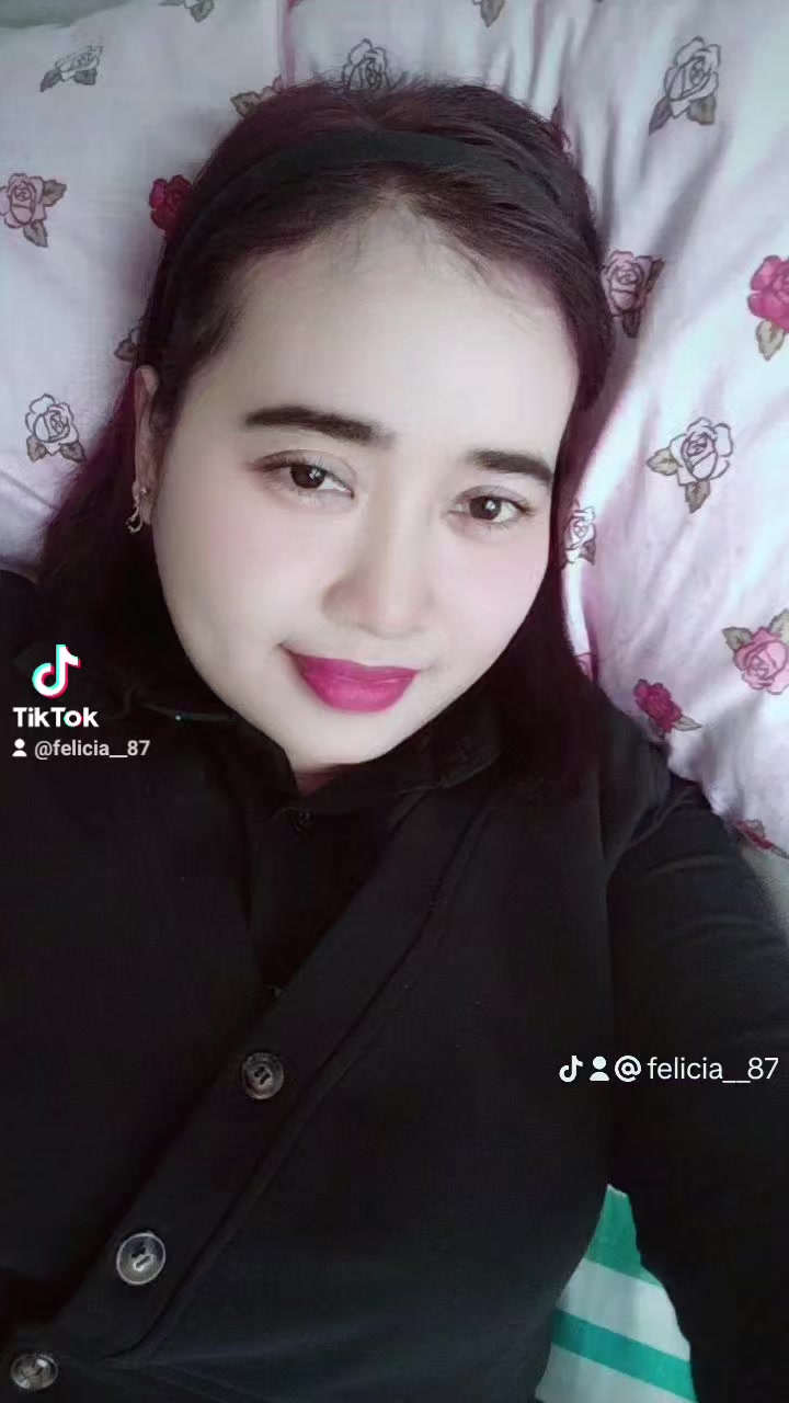 @fellycia 87 🇮🇩🇭🇲