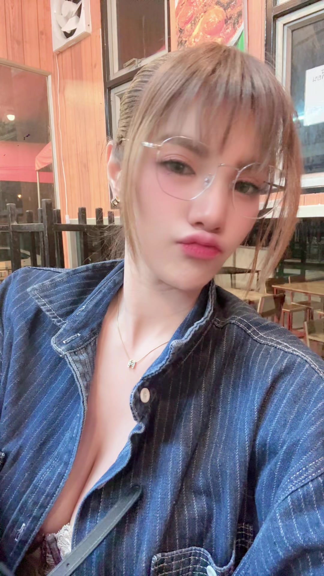 @9monika69