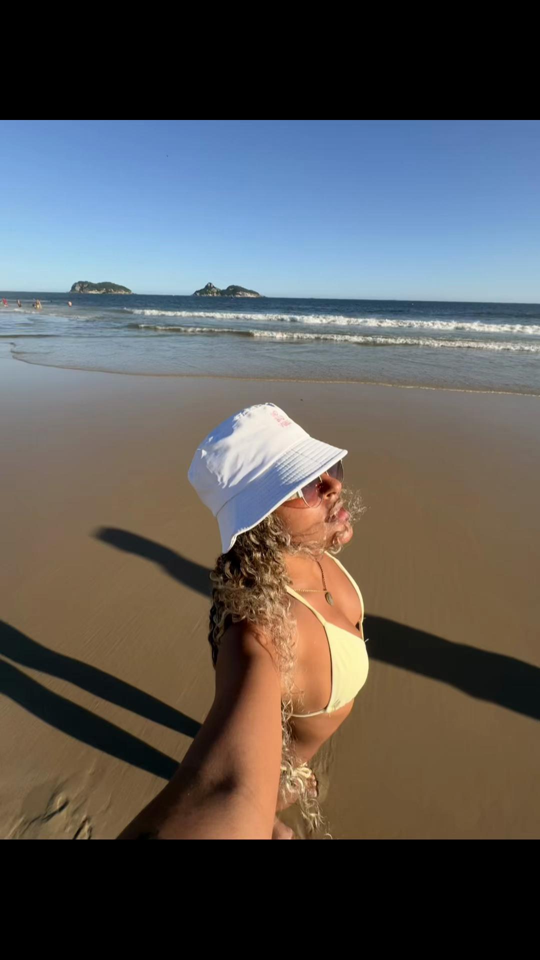 @Leticinha