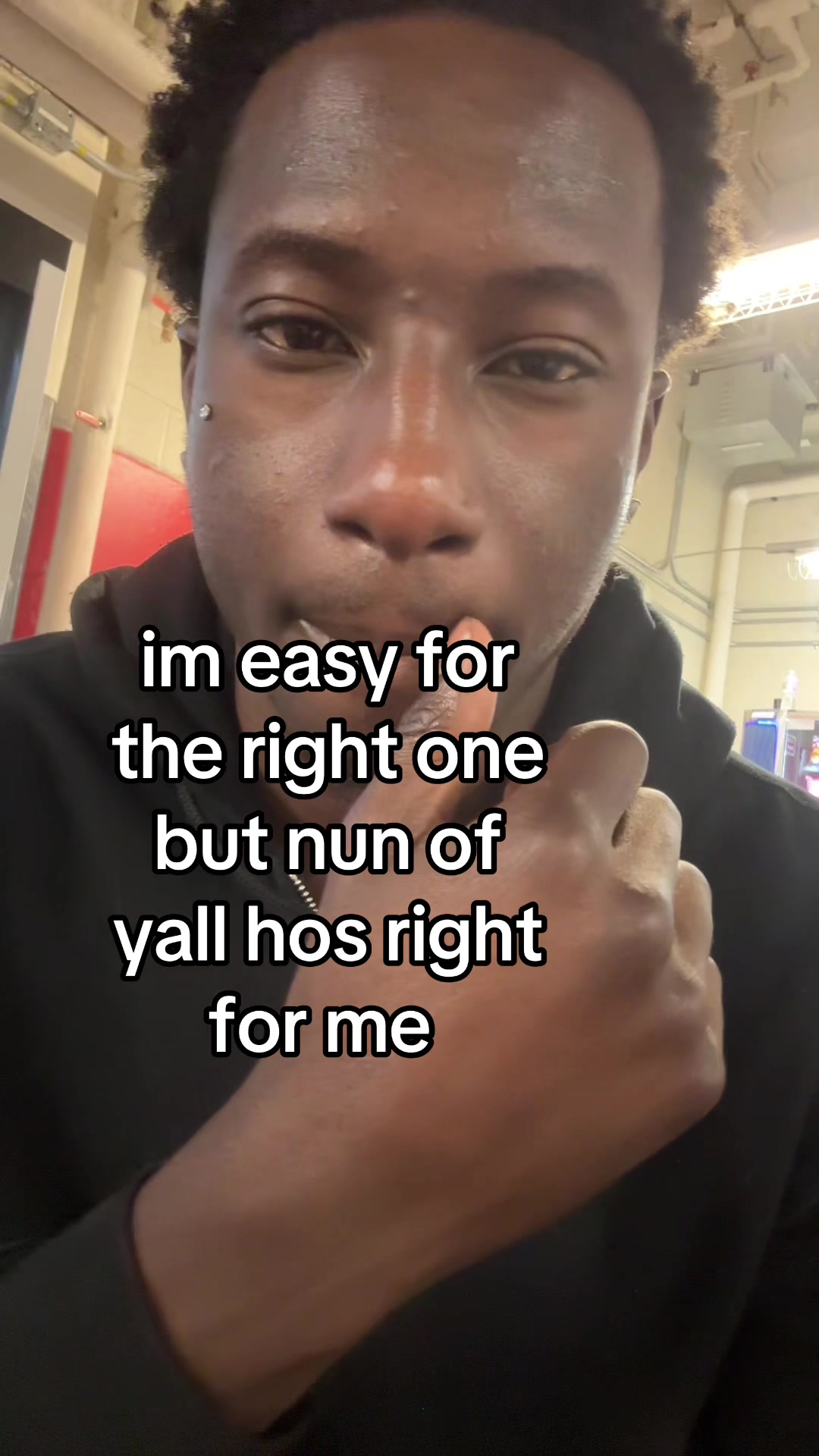 @￼