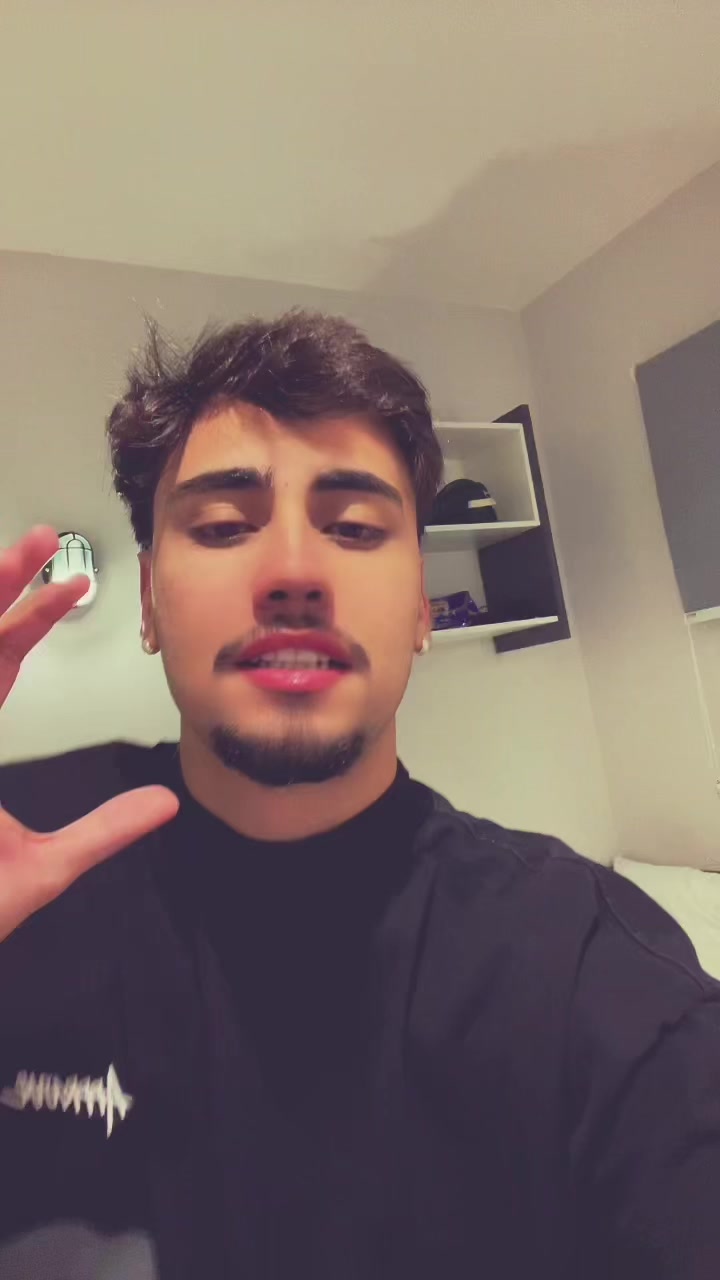 @Vini07🦇