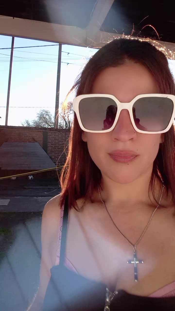 @lola_bonny