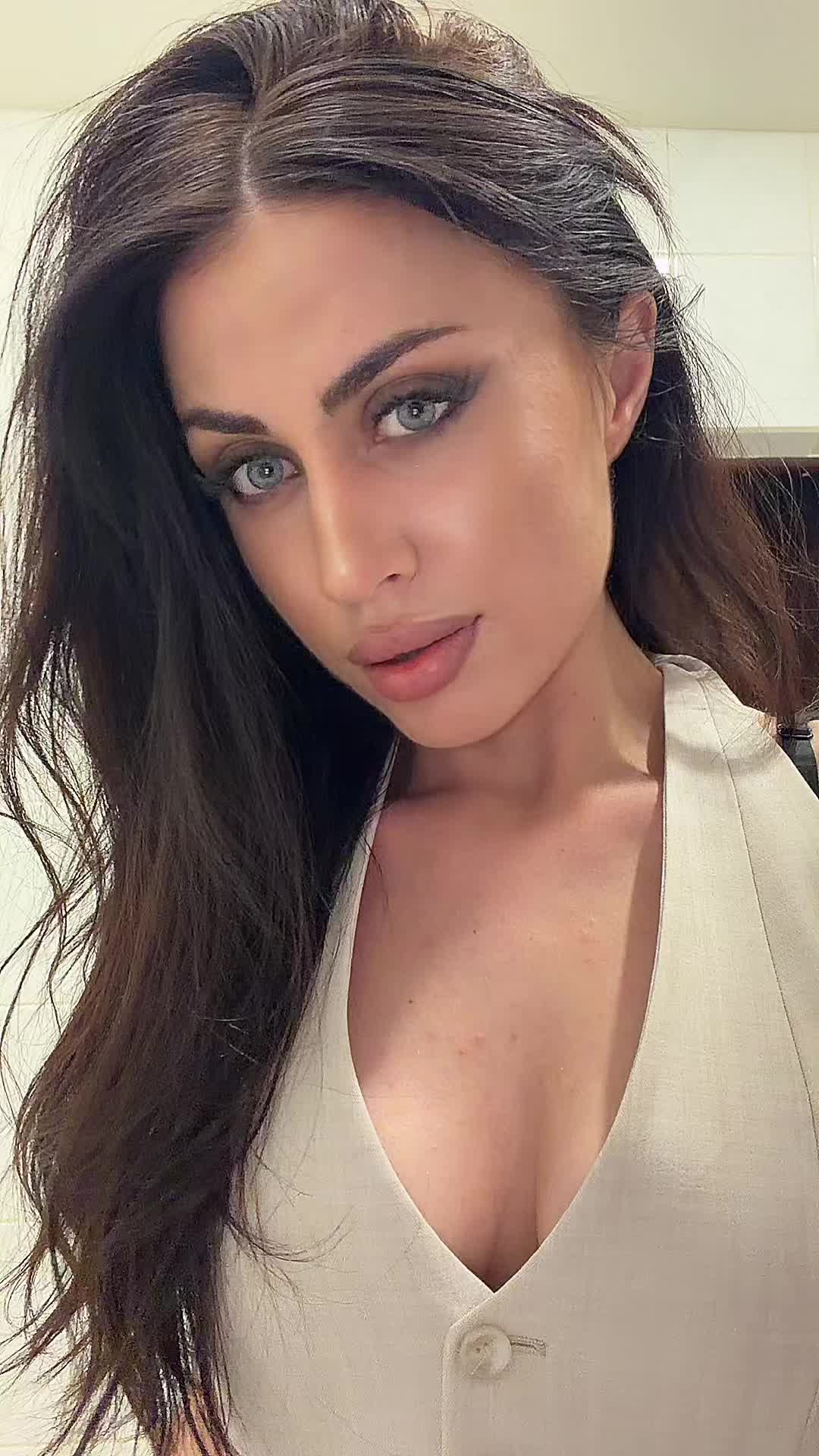 @KRISTINA IVAKHNOVA